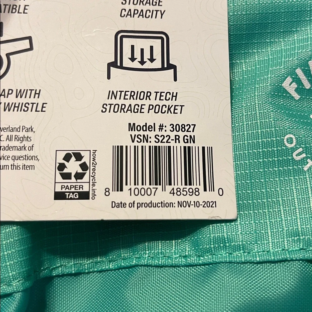 NWT - Firefly Outdoor Gear! Youth Backpack - Blue and Green for ages 9-12